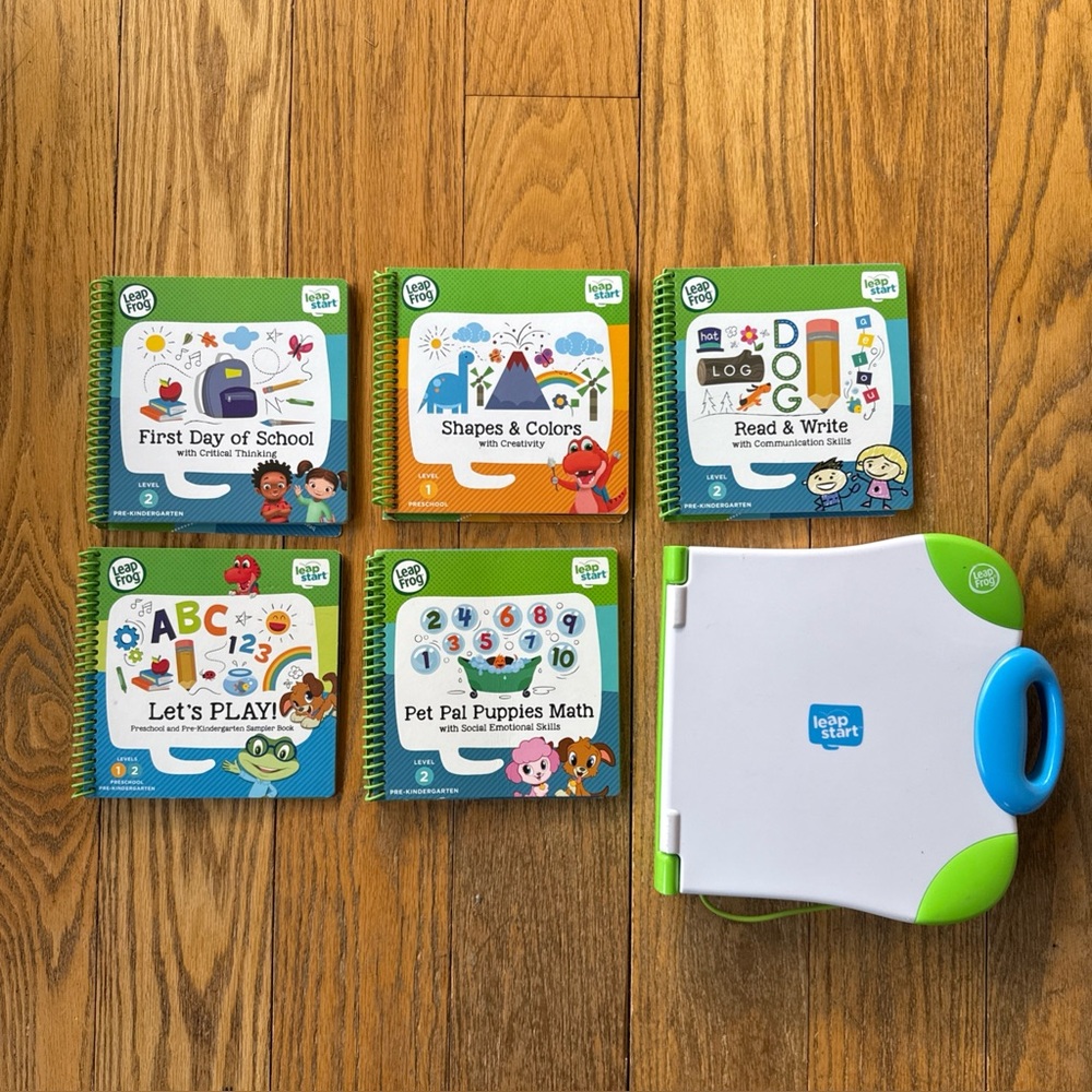 LeapFrog LeapStart Learning System + 5 Books Bundle ABC 123 Shapes Colors Read